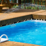 es posible instalar una piscina prefabricada en terreno rustico